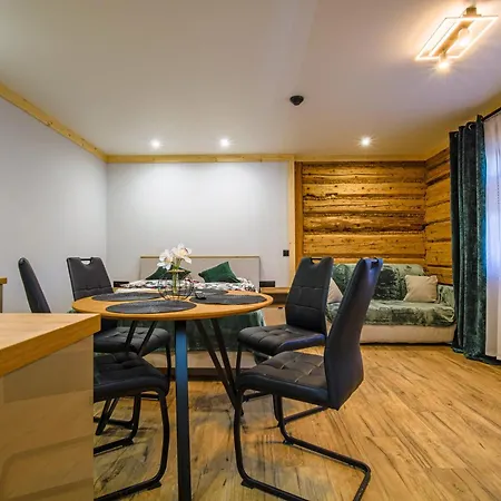 Jesionkowka - Centrum Zakopanego בית אירוח זקופאנה